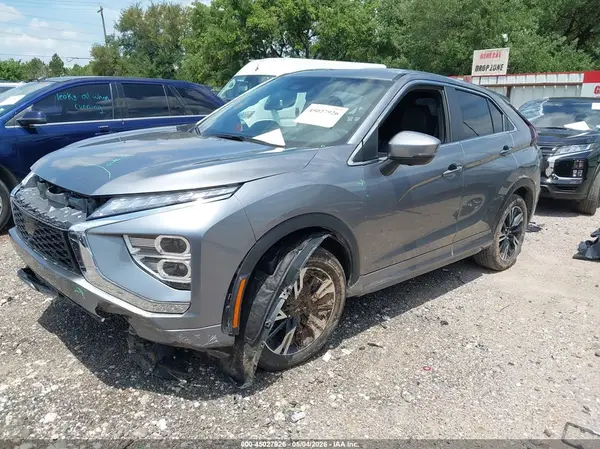 JA4ATWAA1SZ009384 2025 MITSUBISHI ECLIPSE CROSS - Image 2