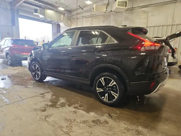 JA4ATWAA1SZ009658 2025 MITSUBISHI ECLIPSE CROSS - Image 2