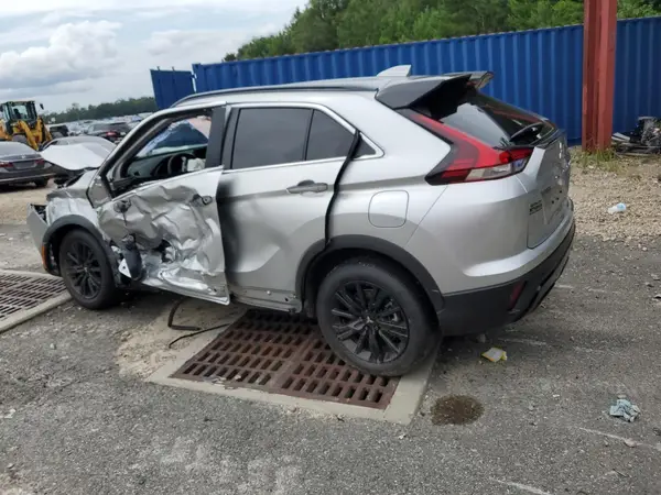 JA4ATWAA1SZ030610 2025 MITSUBISHI ECLIPSE CROSS - Image 2