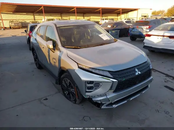 JA4ATWAA1SZ033264 2025 MITSUBISHI ECLIPSE CROSS - Image 1