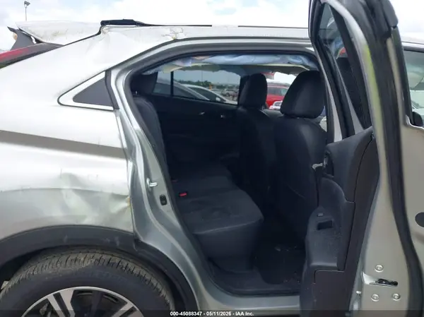 JA4ATWAA1SZ045270 2025 MITSUBISHI ECLIPSE CROSS - Image 8