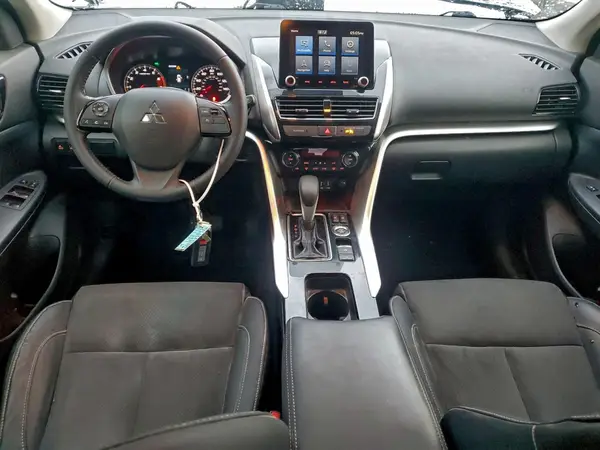 JA4ATWAA2NZ004392 2022 MITSUBISHI ECLIPSE CROSS - Image 8