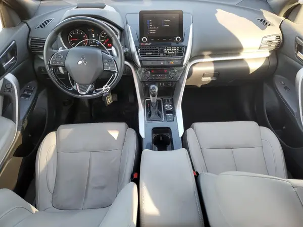 JA4ATWAA2NZ054080 2022 MITSUBISHI ECLIPSE CROSS - Image 8