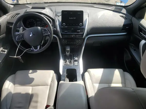 JA4ATWAA2NZ061515 2022 MITSUBISHI ECLIPSE CROSS - Image 8