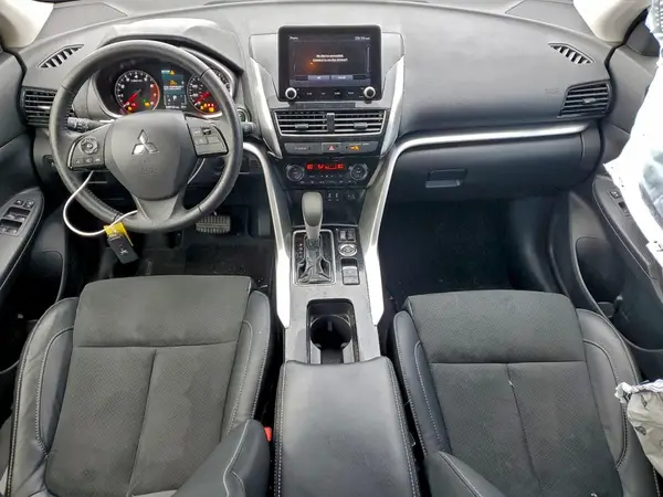 JA4ATWAA2PZ050176 2023 MITSUBISHI ECLIPSE CROSS - Image 8