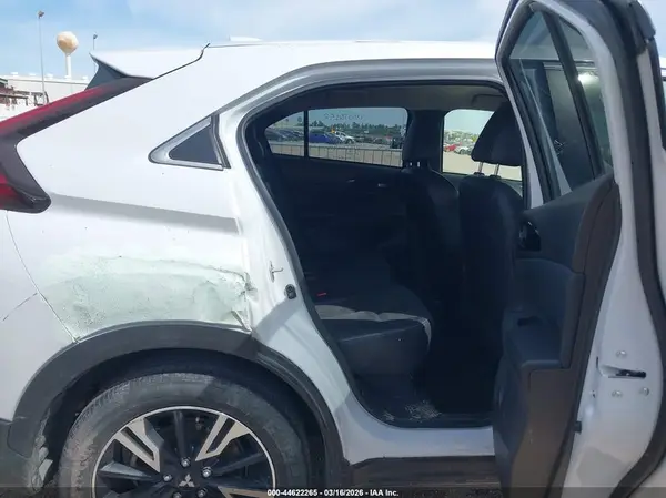 JA4ATWAA2RZ036569 2024 MITSUBISHI ECLIPSE CROSS - Image 8