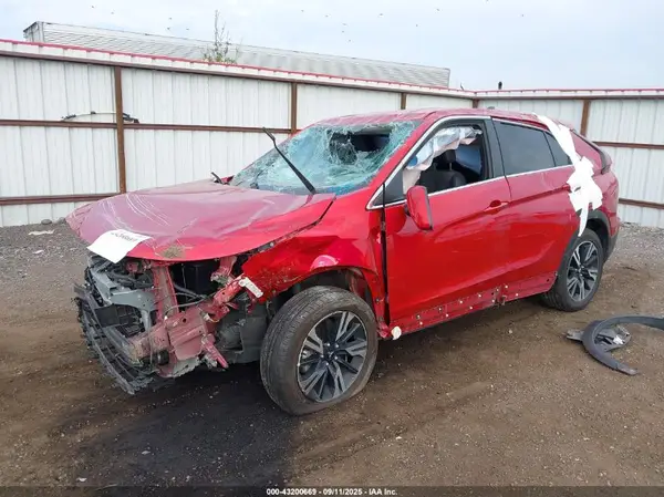 JA4ATWAA2RZ048477 2024 MITSUBISHI ECLIPSE CROSS - Image 2