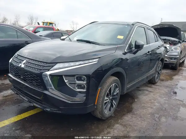 JA4ATWAA2RZ069619 2024 MITSUBISHI ECLIPSE CROSS - Image 2