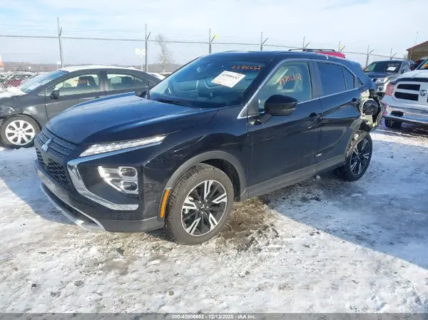 JA4ATWAA2RZ072035 2024 MITSUBISHI ECLIPSE CROSS - Image 2