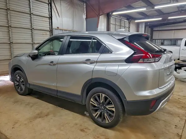 JA4ATWAA2SZ004095 2025 MITSUBISHI ECLIPSE CROSS - Image 2