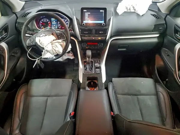 JA4ATWAA2SZ004095 2025 MITSUBISHI ECLIPSE CROSS - Image 8