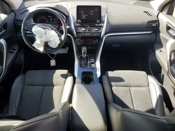 JA4ATWAA2SZ004257 2025 MITSUBISHI ECLIPSE CROSS - Image 8