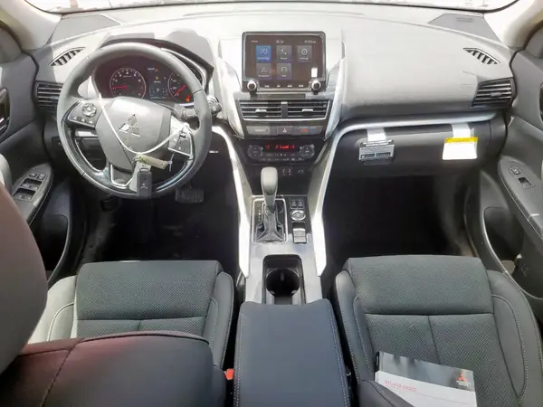 JA4ATWAA2SZ005568 2025 MITSUBISHI ECLIPSE CROSS - Image 8