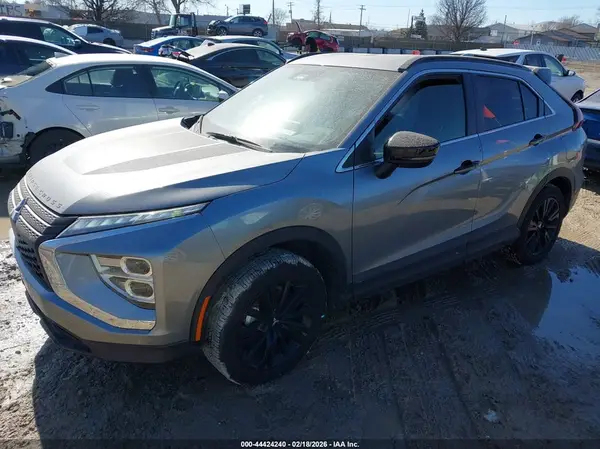 JA4ATWAA2SZ023391 2025 MITSUBISHI ECLIPSE CROSS - Image 2