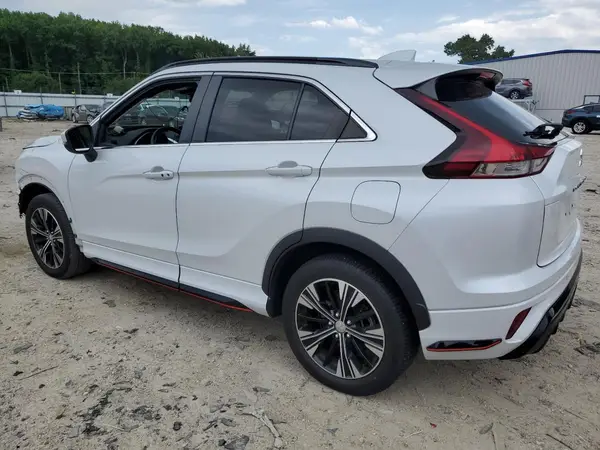 JA4ATWAA3NZ002960 2022 MITSUBISHI ECLIPSE CROSS - Image 2