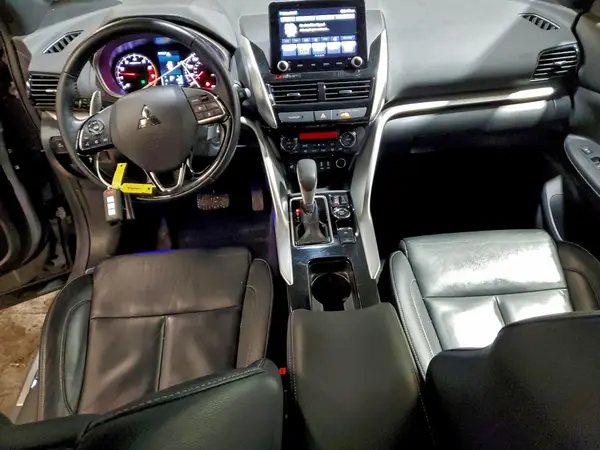 JA4ATWAA3NZ028555 2022 MITSUBISHI ECLIPSE CROSS - Image 8