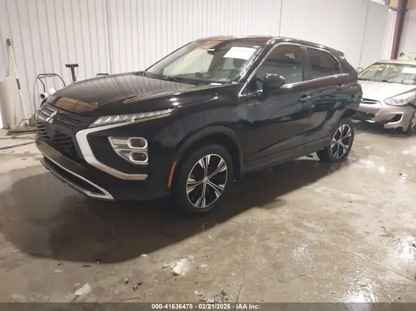 JA4ATWAA3NZ057229 2022 MITSUBISHI ECLIPSE CROSS - Image 2