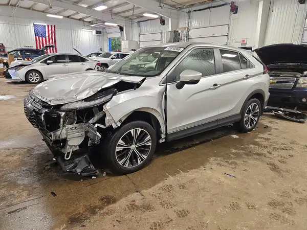 JA4ATWAA3NZ057425 2022 MITSUBISHI ECLIPSE CROSS - Image 1