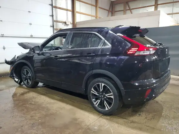 JA4ATWAA3PZ000550 2023 MITSUBISHI ECLIPSE CROSS - Image 2