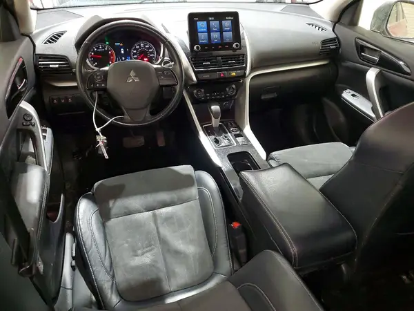 JA4ATWAA3PZ000967 2023 MITSUBISHI ECLIPSE CROSS - Image 8