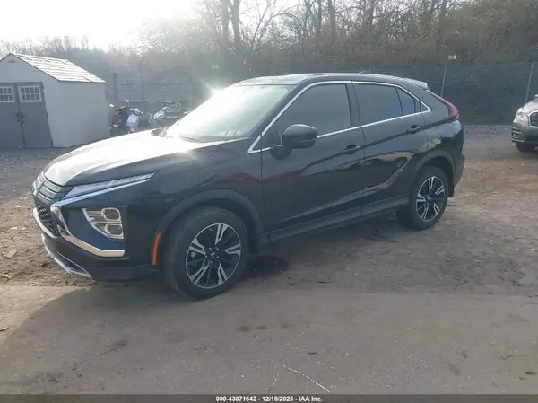 JA4ATWAA3PZ005277 2023 MITSUBISHI ECLIPSE CROSS - Image 2
