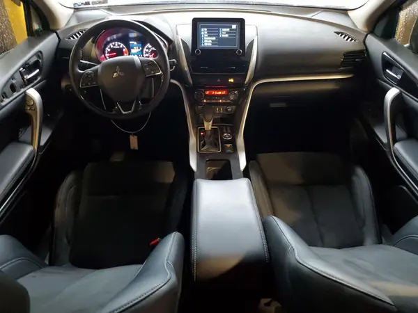 JA4ATWAA3RZ000857 2024 MITSUBISHI ECLIPSE CROSS - Image 8