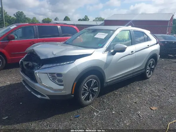JA4ATWAA3RZ037178 2024 MITSUBISHI ECLIPSE CROSS - Image 2