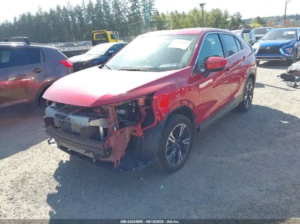 JA4ATWAA3RZ070116 2024 MITSUBISHI ECLIPSE CROSS - Image 2