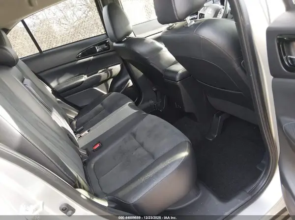 JA4ATWAA3RZ074196 2024 MITSUBISHI ECLIPSE CROSS - Image 8