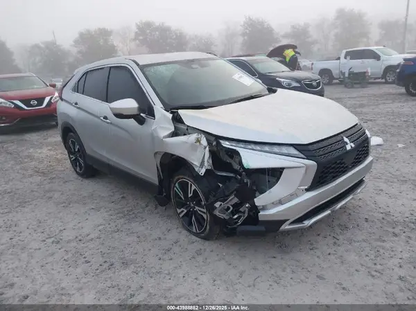JA4ATWAA3SZ004266 2025 MITSUBISHI ECLIPSE CROSS - Image 1