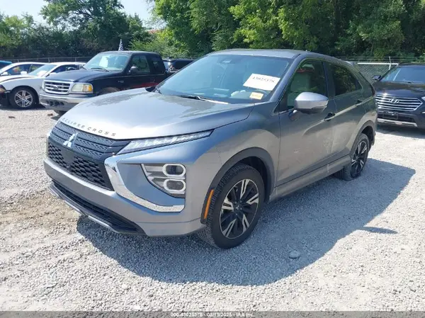 JA4ATWAA3SZ005952 2025 MITSUBISHI ECLIPSE CROSS - Image 2