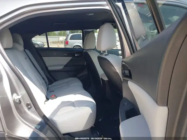 JA4ATWAA3SZ005952 2025 MITSUBISHI ECLIPSE CROSS - Image 8
