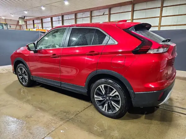 JA4ATWAA3SZ007054 2025 MITSUBISHI ECLIPSE CROSS - Image 2