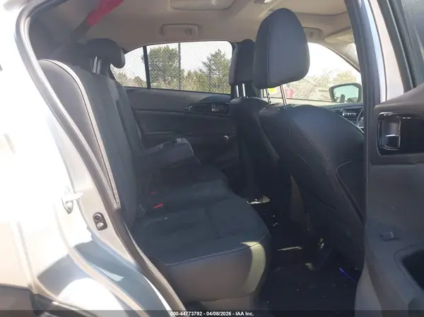 JA4ATWAA3SZ011038 2025 MITSUBISHI ECLIPSE CROSS - Image 8