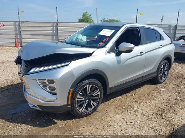 JA4ATWAA3SZ011136 2025 MITSUBISHI ECLIPSE CROSS - Image 2