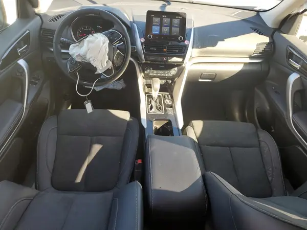 JA4ATWAA3SZ038630 2025 MITSUBISHI ECLIPSE CROSS - Image 8