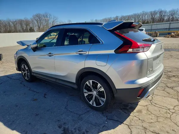 JA4ATWAA4NZ005477 2022 MITSUBISHI ECLIPSE CROSS - Image 2
