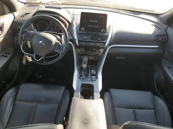 JA4ATWAA4NZ040682 2022 MITSUBISHI ECLIPSE CROSS - Image 8