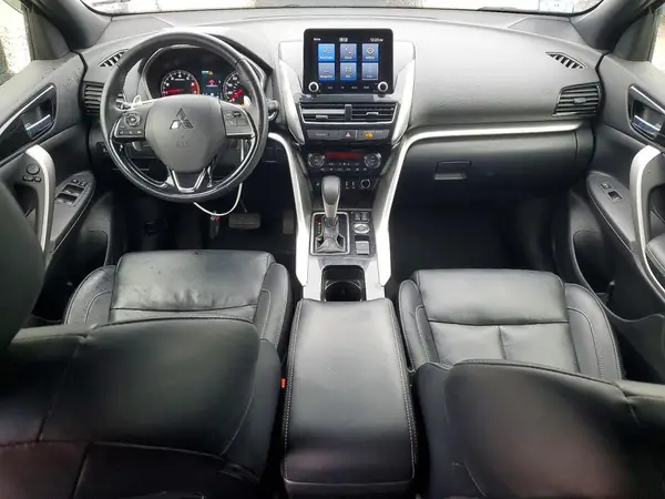 JA4ATWAA4NZ049706 2022 MITSUBISHI ECLIPSE CROSS - Image 8