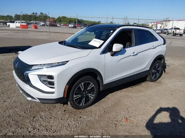 JA4ATWAA4PZ001349 2023 MITSUBISHI ECLIPSE CROSS - Image 2