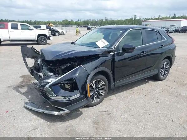 JA4ATWAA4PZ023125 2023 MITSUBISHI ECLIPSE CROSS - Image 2