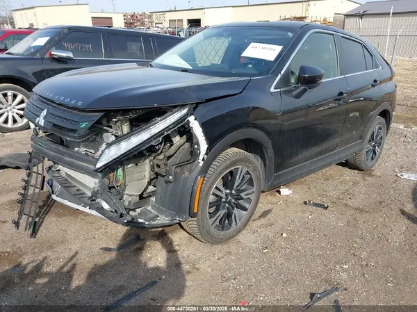 JA4ATWAA4PZ048350 2023 MITSUBISHI ECLIPSE CROSS - Image 2