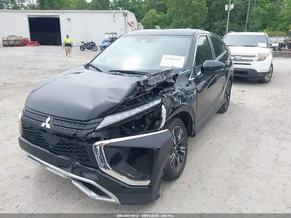 JA4ATWAA4RZ000964 2024 MITSUBISHI ECLIPSE CROSS - Image 2