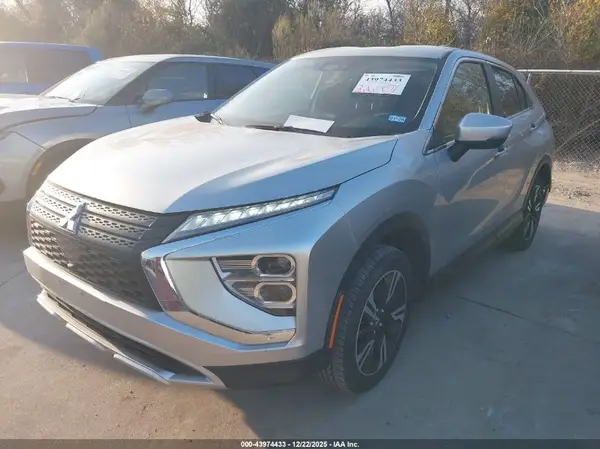 JA4ATWAA4RZ023886 2024 MITSUBISHI ECLIPSE CROSS - Image 2