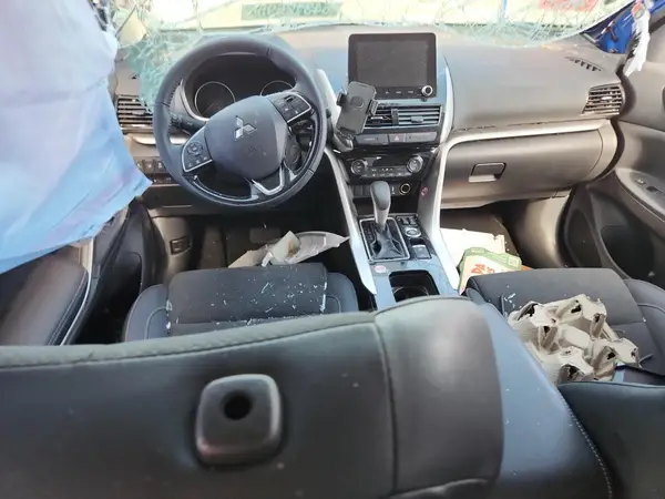 JA4ATWAA4SZ017785 2025 MITSUBISHI ECLIPSE CROSS - Image 8