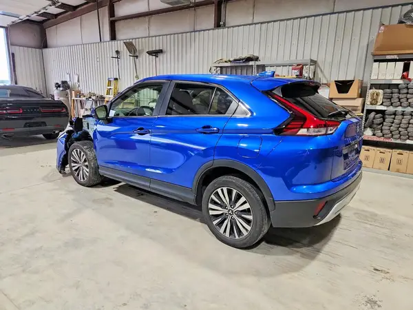 JA4ATWAA4SZ027765 2025 MITSUBISHI ECLIPSE CROSS - Image 2
