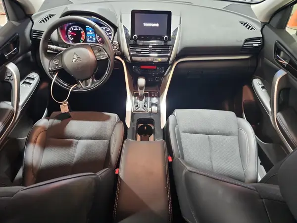 JA4ATWAA4SZ033825 2025 MITSUBISHI ECLIPSE CROSS - Image 8