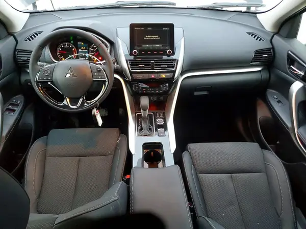 JA4ATWAA4TZ012572 2026 MITSUBISHI ECLIPSE CROSS - Image 8