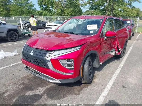 JA4ATWAA5NZ002605 2022 MITSUBISHI ECLIPSE CROSS - Image 2