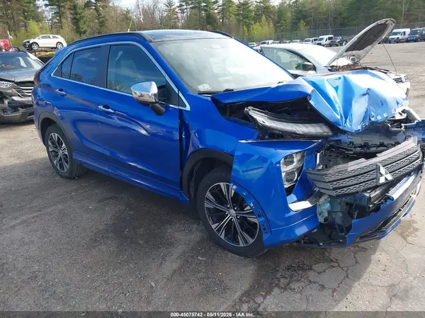 JA4ATWAA5NZ049360 2022 MITSUBISHI ECLIPSE CROSS - Image 1